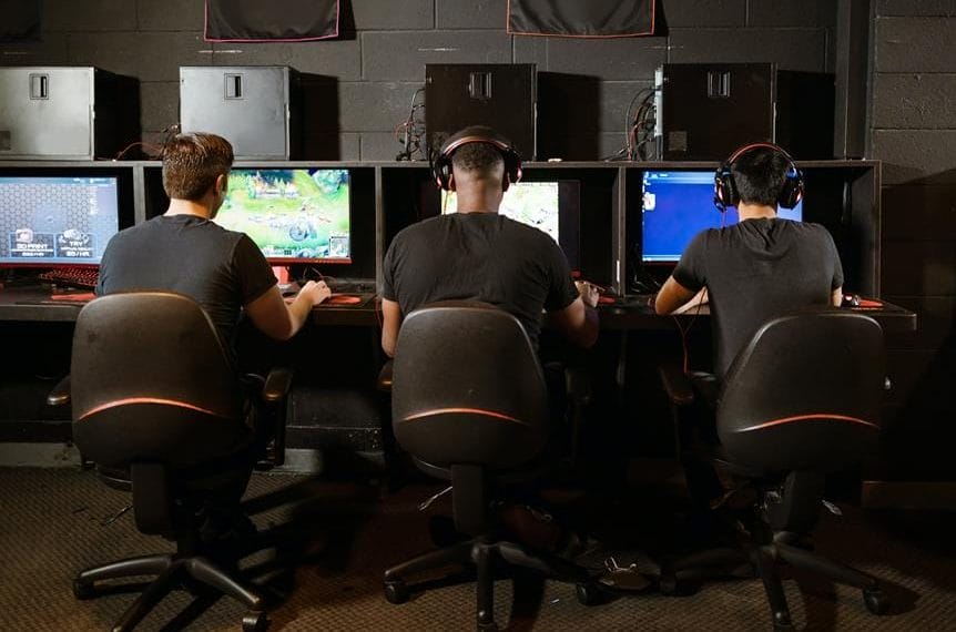 ergonomic gaming chairs for tall people